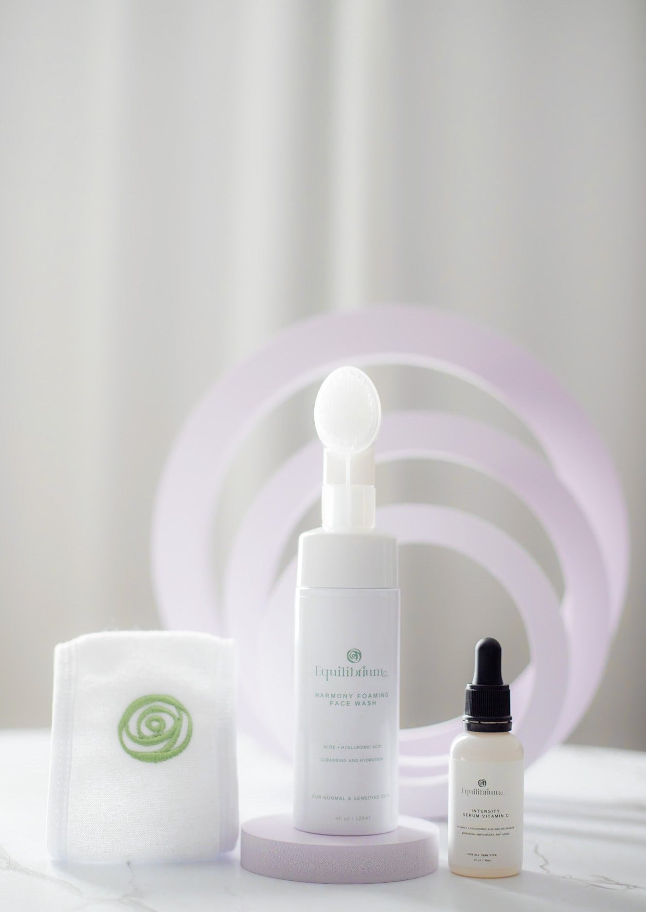 Equilibrium Skincare Kit: Best Face Wash, Vitamin C Serum & Premium Headband